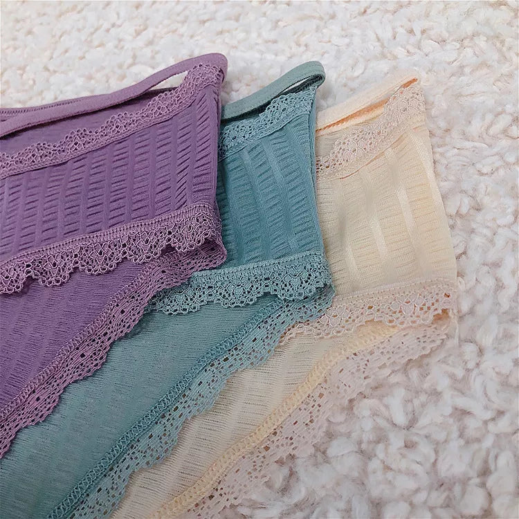 Luxury Sexy Lace Seamless Panty (MultiColor-Pack of 3)