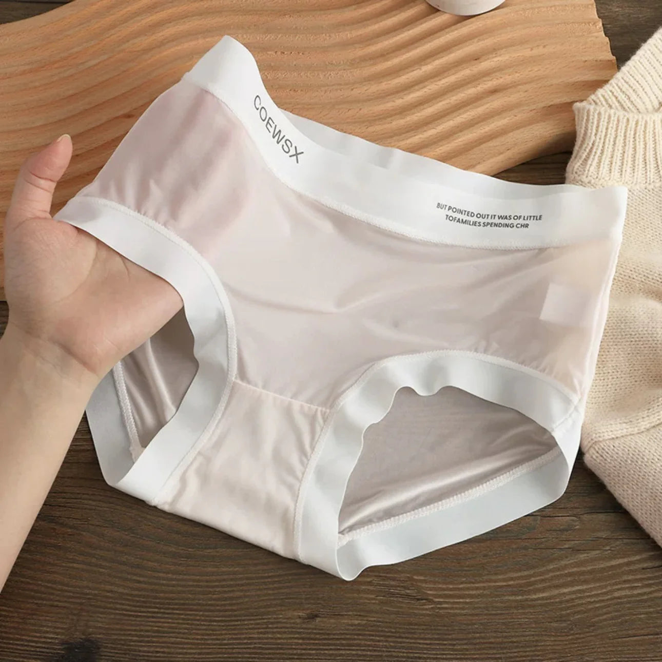 Summer Ice Silk Ultra-Thin🌸Breathable Seamless Undies