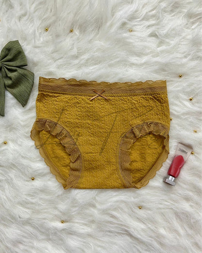 Lace detailing panty ( pack of 3 )