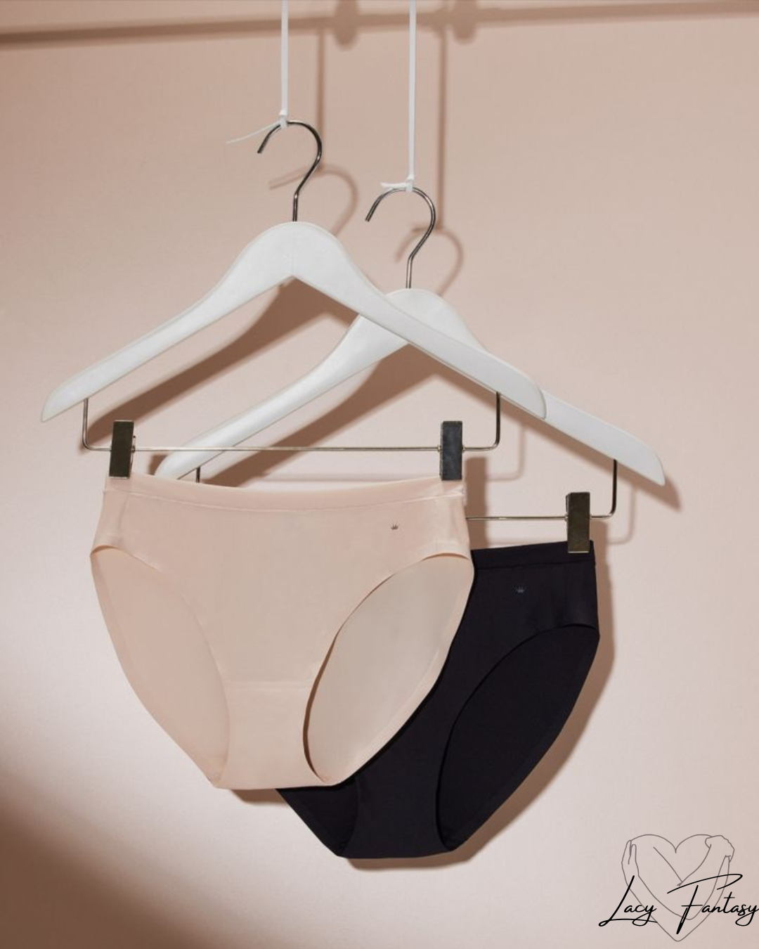 Seamless Briefs