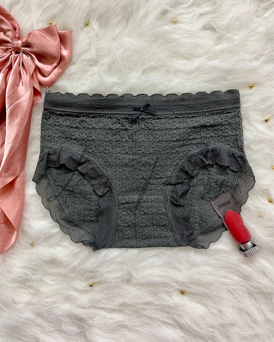 Lace detailing panty ( pack of 3 )