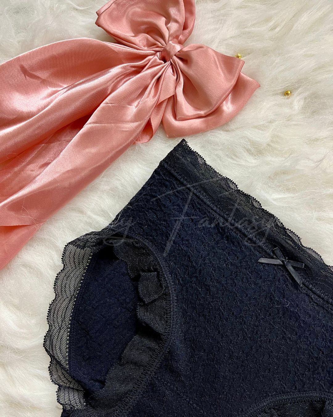 Lace detailing panty ( pack of 3 )