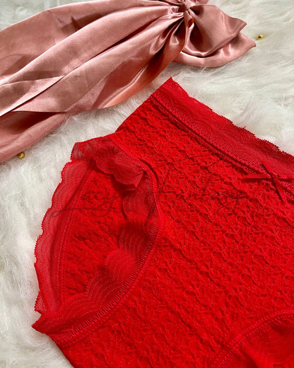 Lace detailing panty ( pack of 3 )