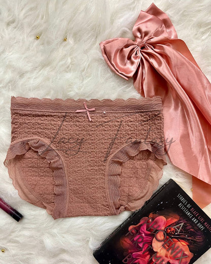 Lace detailing panty ( pack of 3 )