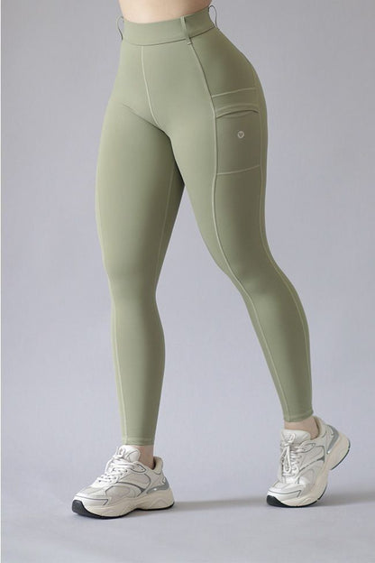 Athletic Leggings with Pockets